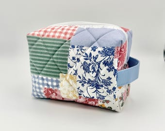 Bolsa de cosméticos acolchada con diseño cuadrado // Patchwork multicolor