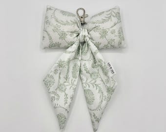 Puffy Bow Bag Charm || Green Toile De Jouy