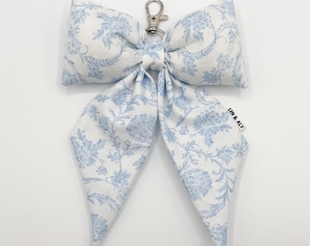 Puffy Bow Bag Charm || Blue Toile