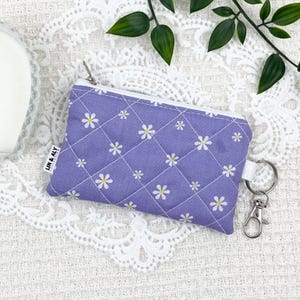Purple Daisy Mini Pouch || Coin Purse, Mini Pouch, Card Holder, Wallet Keychain, Quilted Zipper Pouch