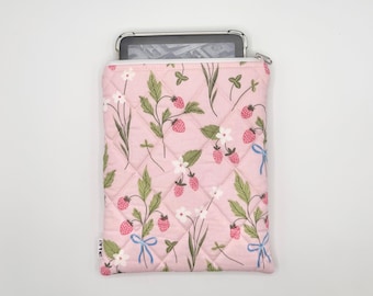 Funda acolchada para tableta, iPad y lector electrónico // Flor de fresa