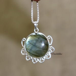 Labradorite Pendant, Gemstone Pendant Handmade Pendant Simple Pendant Boho Style Jewelry Gift For Him,925 Sterling Silver Wedding Pendant