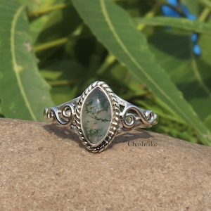 Handmade Marquise Moss Agate Ring: 925 Sterling Silver Bezel