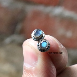 Labradorite Stud Earrings - Labradorite Handmade 925 Silver Earrings - Gemstone Stud - Gift to her - Labradorite Earrings for wedding