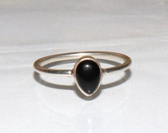 Black Onyx Ring, 925 Sterling Silver Ring , Onyx Ring, Black Onyx Dainty Ring, Gift for her ,Onyx Jewelry Simple Ring