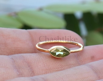 Natural Green Peridot Ring - 925 Silver Ring - Gold Peridot Gemstone Ring - Birthstone Ring - Gift to her Ring - Peridot Jewelry Gift 4 her