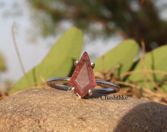 Natural Pink Strawberry Quartz Ring: Handmade Strawberry Ring ,925 Silver Ring, Gift For her, wedding Jewelry , Pink Quartz Dainity Ring