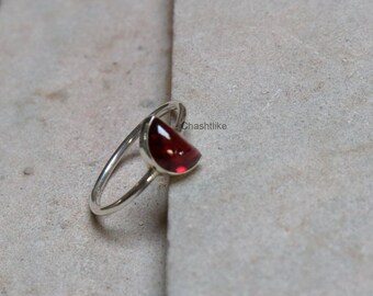 Natural Red Garnet Ring , 925 Sterling Silver Ring , D shape Garnet Ring -January Birthstone Ring - Garnet Ring ,Gemstone Ring, wedding Ring