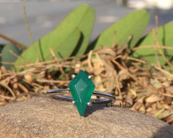Anillo de ónix verde natural, anillo de plata 925 hecho a mano, anillo de ónix con forma de cometa, anillo de boda de ónix verde, anillo de aniversario, regalo para mujer, anillo de promesa