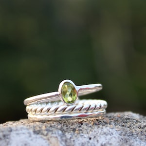 Handmade 925 Silver Peridot Stacking Ring Set