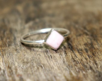 Natural Pink Opal Ring - 925 Sterling Silver Ring -  Handmade Opal Ring - October Birthstone Ring - Gift For her - Gemstone Opal Ring