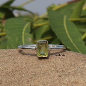 Green Peridot Stacking Ring ,925 Silver Ring , Peridot Ring , August birthstone Ring , Handmade Peridot Ring , wedding Peridot Jewelry