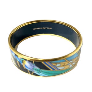 Michaela Frey Enamel Bangle: 24K Gold Plated Art Nouveau Bird Bracelet bild 2