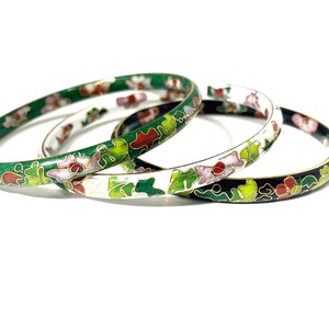 Vintage Colorful Floral Enamel Cloisonne Bangle Set of Three - Chinoisserie - MultiColor Flowers - Large Bracelet - Green Black White