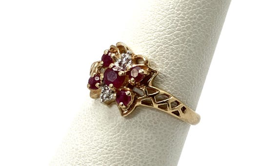 Vintage Ruby Butterfly Ring: 10K Yellow Gold, Jul… - image 6