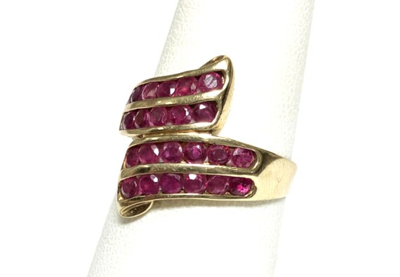 Vintage 14K Gold Ruby Ring: 1.5ctw July Birthston… - image 8