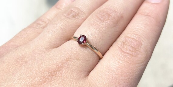 14K Rose Gold and Ruby Solitaire Ring - Minimalis… - image 5