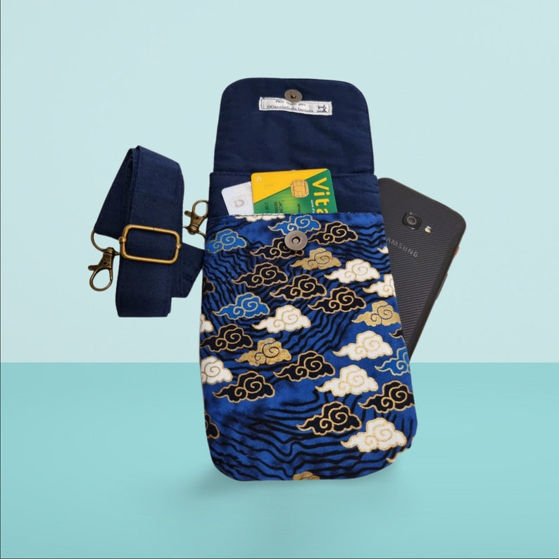 Pochette téléphone bandoulière fait main, en tissus japonais, divers motifs, et colories, 100% coton. Petit sac a main, multiusages. image 8