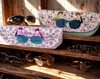 Handmade glasses case in corduroy and floral cotton.