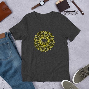 Sunflower Graphic T-shirt for women.