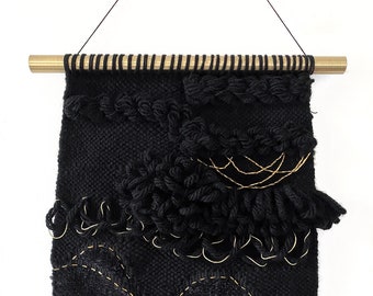 GOLD DETAIL