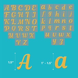 Könnte beinhalten: Ein Set goldfarbener Schreibschriftbuchstaben in Groß- und Kleinschreibung. Darunter ist ein großes A mit einer Höhe von 3,8 cm und ein kleines a mit einer Höhe zwischen 2,5 cm und 3,8 cm dargestellt.