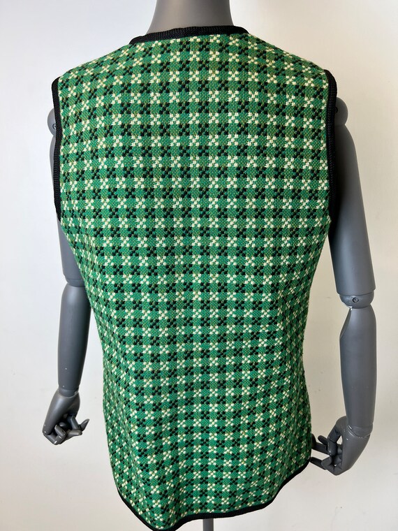 1960s Ladies, Welsh Wool Tapestry, Waistcoat/gilet Gem