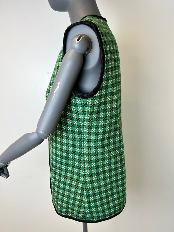 1960s Ladies, Welsh Wool Tapestry, Waistcoat/gilet Gem