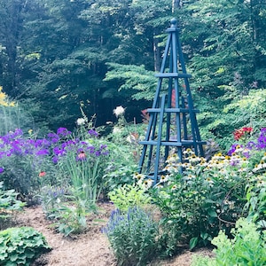5-foot Cedar Garden Obelisk