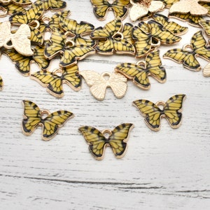Żółte motyle emaliowane charmsy, żółty motyl charms, tworzenie biżuterii, artykuły rzemieślnicze, piękny motyl, bransoletka, kolczyki