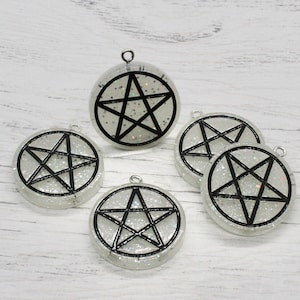 2 x Pentagram Charms with Glitter in White with Black, Pentagram Charm, Jewellery Making, Craft Supplies, Pendant, Jewellery Finding