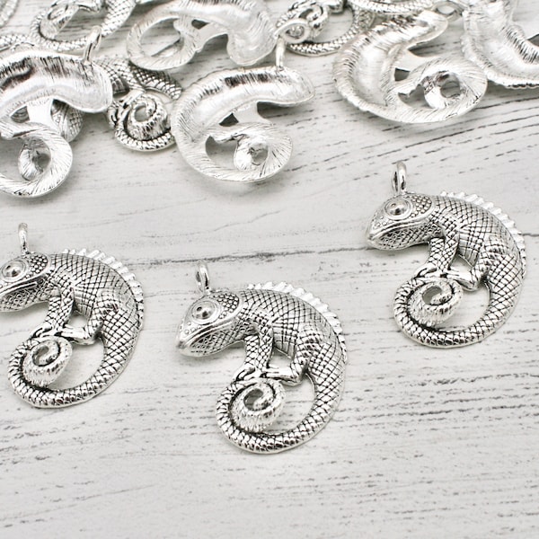 2 x Chameleon Charms in Silver, Chameleon Pendants, Craft Supplies, Craft Supply, Lizard Charms, Jewellery Making, Pendant Charms