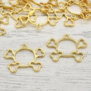 Gold Tone Skull and Crossbones Bezel - Set of 2 Open Back Blank Metal Bezels, Bezel Blanks, Jewellery Making, Resin Art, Craft Supplies