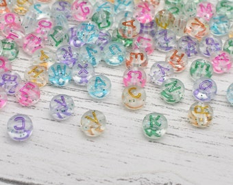 50 perline acriliche glitterate multicolore dell'alfabeto con foro, lettere arcobaleno, perline dell'alfabeto, perline con lettere, perline con lettere miste, creazione di gioielli