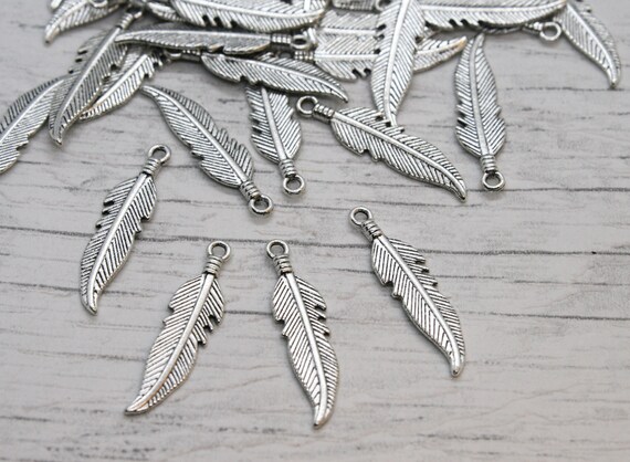 10 X Feather Charms Craft Charm Supplies Craft - UK