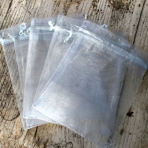 10cm x 15cm Silver Grey Organza Bags, Gift bags, Jewellery Bags, Packaging, Gift Bags, Organza, Pull String Bags, Bags