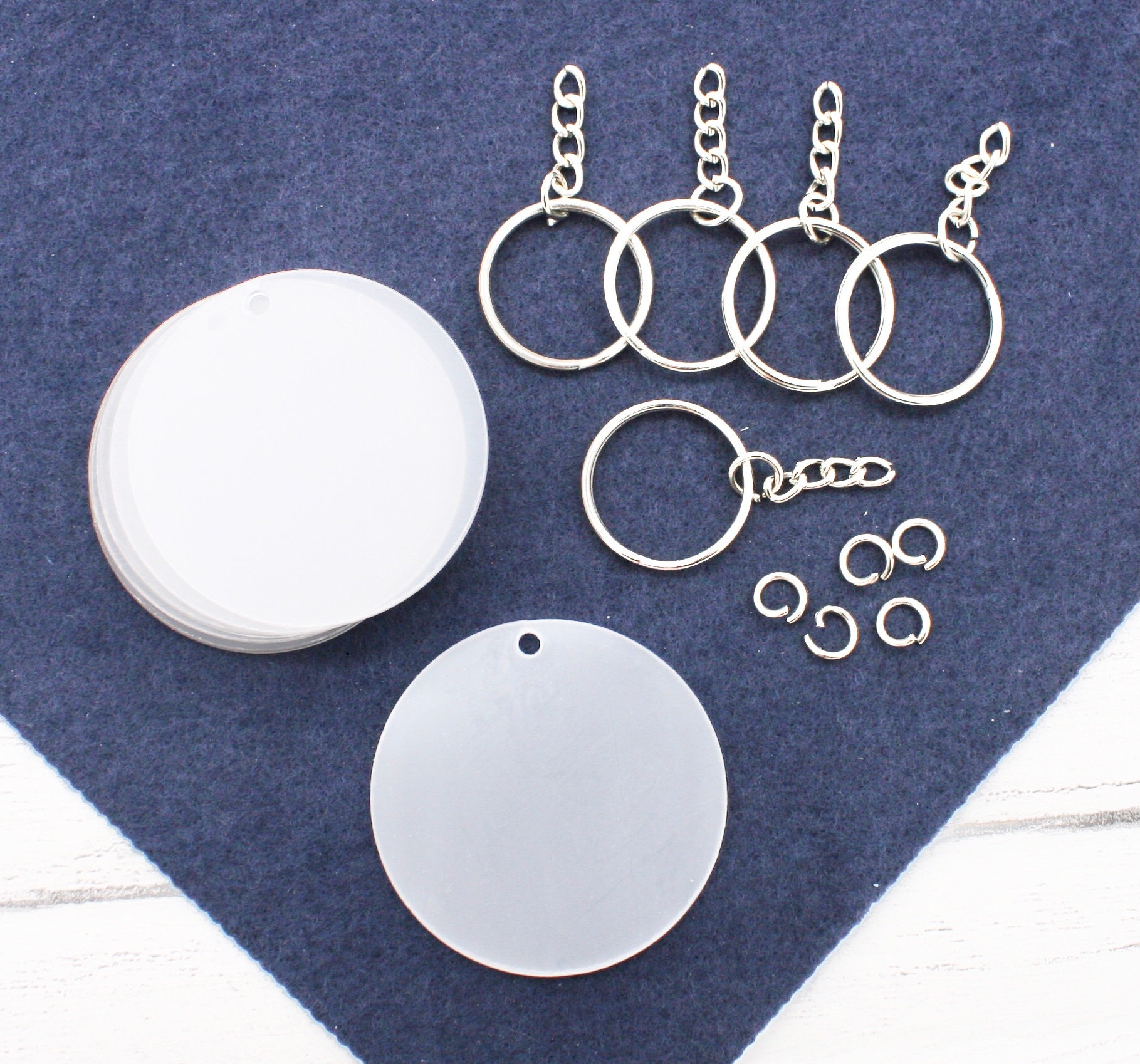 50Pcs - 1.5 Circle Clear Acrylic Blanks Shapes with Holes, Acrylic Keychain  Blanks, sublimination Jewelry Blanks - Acrylic