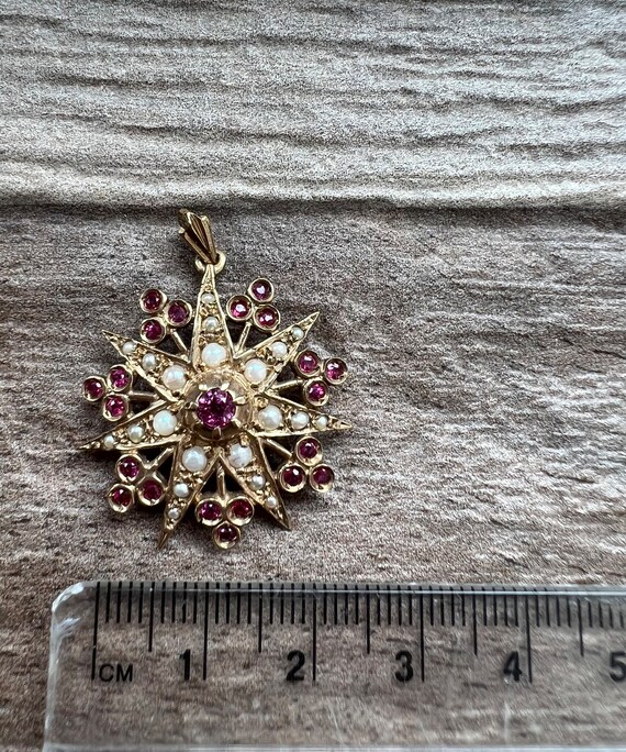 Vintage 9ct Gold Ruby & Seed Pearl Pendant - image 8