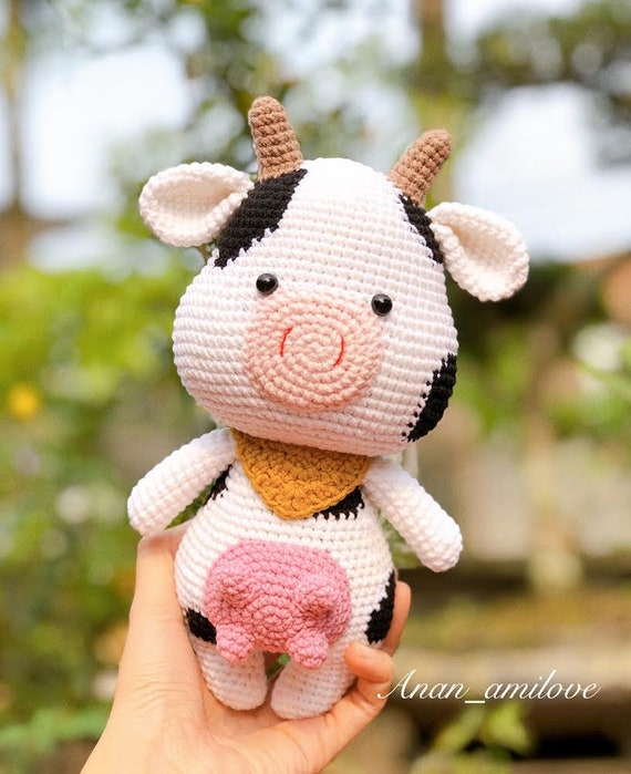 FREE cow plushie: Crochet pattern