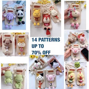 Puede incluir: Una colección de fundas de teléfono de ganchillo con varios diseños de animales, incluyendo un elefante, un panda, un perro, un zorro, un conejo, un unicornio, un mono, un cerdo, una rana, un gato y un pollito. Las fundas son beige con etiquetas de cuero marrón. Texto: "14 PATTERNS UP TO 70% OFF."