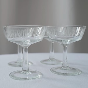 Vintage Champagne Coupe Glasses: Gatsby Style, Set of 4, Made in France