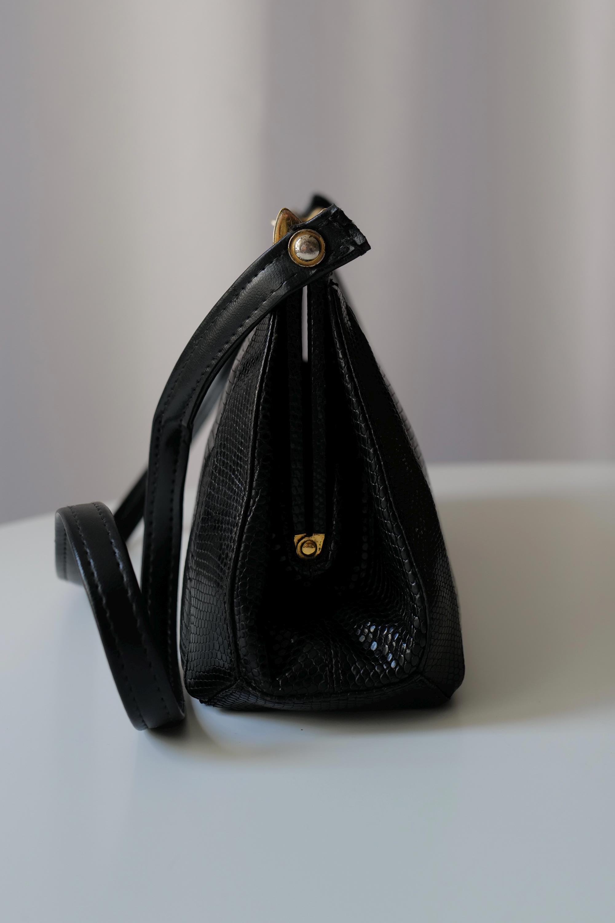Vintage Embossed Leather Shoulder Bag. Exotic Skin Pattern 