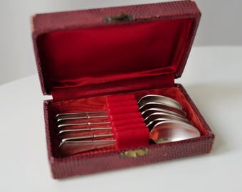 French Vintage 6 Silver-Plated Teaspoons. Original Box. Mother's Day Gift @ Medowski Paris
