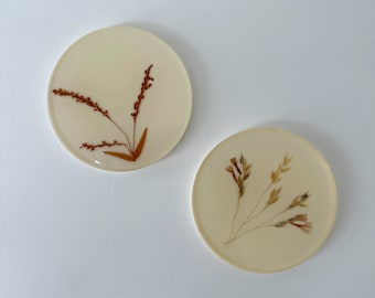 Vintage Dried Flower Resin Coasters. Mother's Day Gift @ Medowski Paris