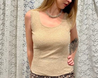 Top con cuentas de seda beige vintage elegante y atemporal - Abalorios intrincados, Seda pura, Ropa nupcial de novia de estilo elegante sin mangas