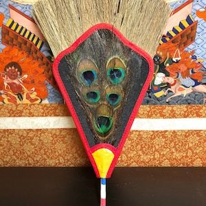 Finest Quality 5 Peacock Feather Bhumpa Top | 12 Inches Tall | Bumdro | 家用佛事用品灌顶供具贲巴壶孔雀羽毛扇净水瓶吉祥草