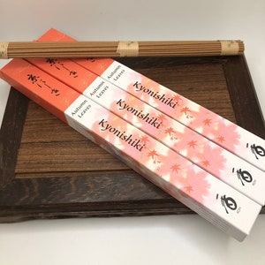 Shoyeido Kyoto Autumn Leaves Japanese Incense | Blend of Sandalwood, Patchouli, and Cinnamon | 8.75 Inches | 3 Pack Special | 105 Sticks