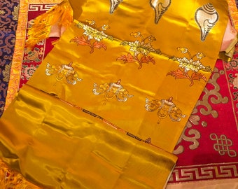 High Quality Tibetan Buddhist Eight Auspicious Symbol Khata | Great For Gifts | Vegan Silk | Design Only On One Side | 90 Inches Long