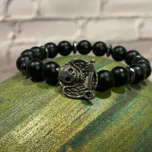 Mens Black Onyx Stretch Bracelet w/ Pewter Winged Skull, Bracelet for Him, Brutalist Boho Bracelet, Fantasy Gothic Bracelet, gift for him