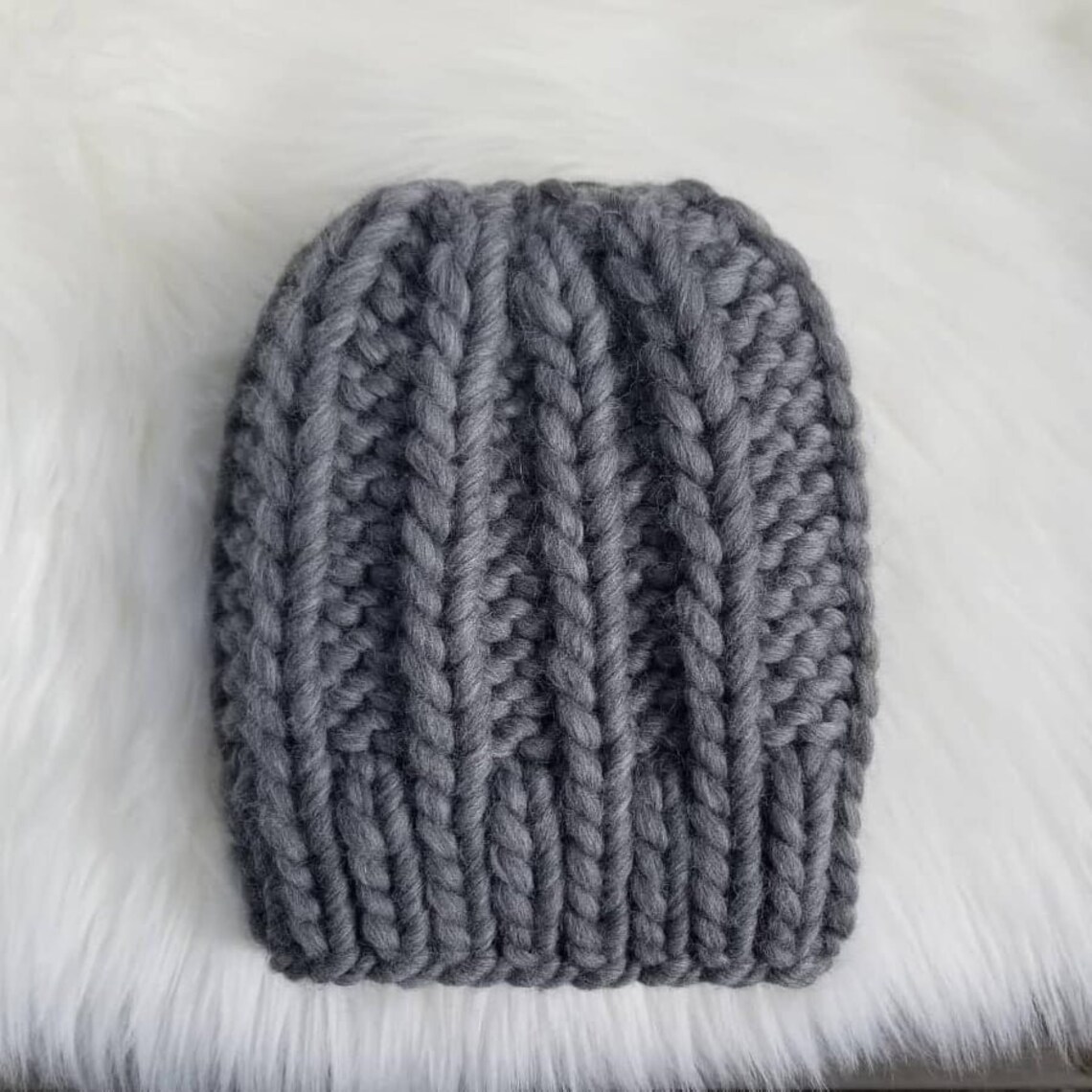 KNITTING PATTERN / Super Chunky Knit Hat Pattern / Links in Time Beanie